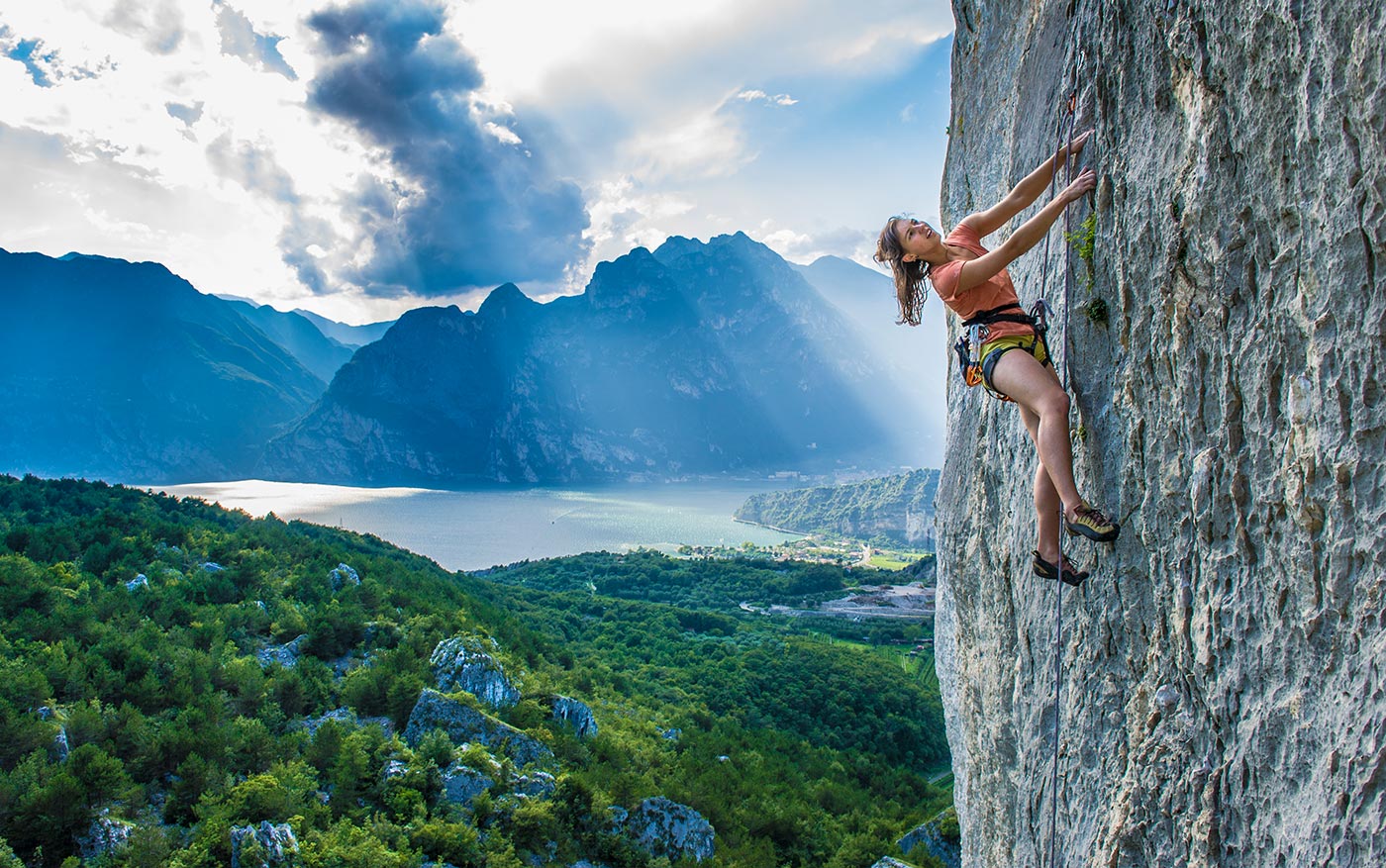 rock climbing lake garda